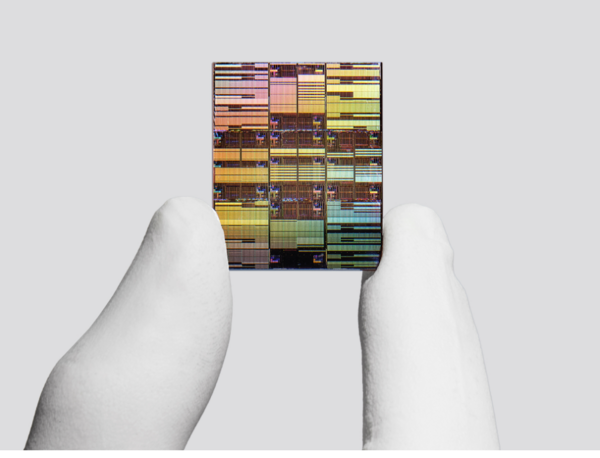 IBM sub-1 nm chip